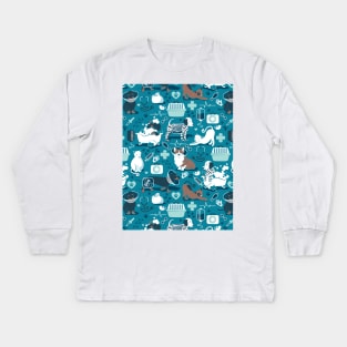 Veterinary medicine, happy and healthy friends // pattern // turquoise background aqua details navy blue white and brown cats dogs and other animals Kids Long Sleeve T-Shirt